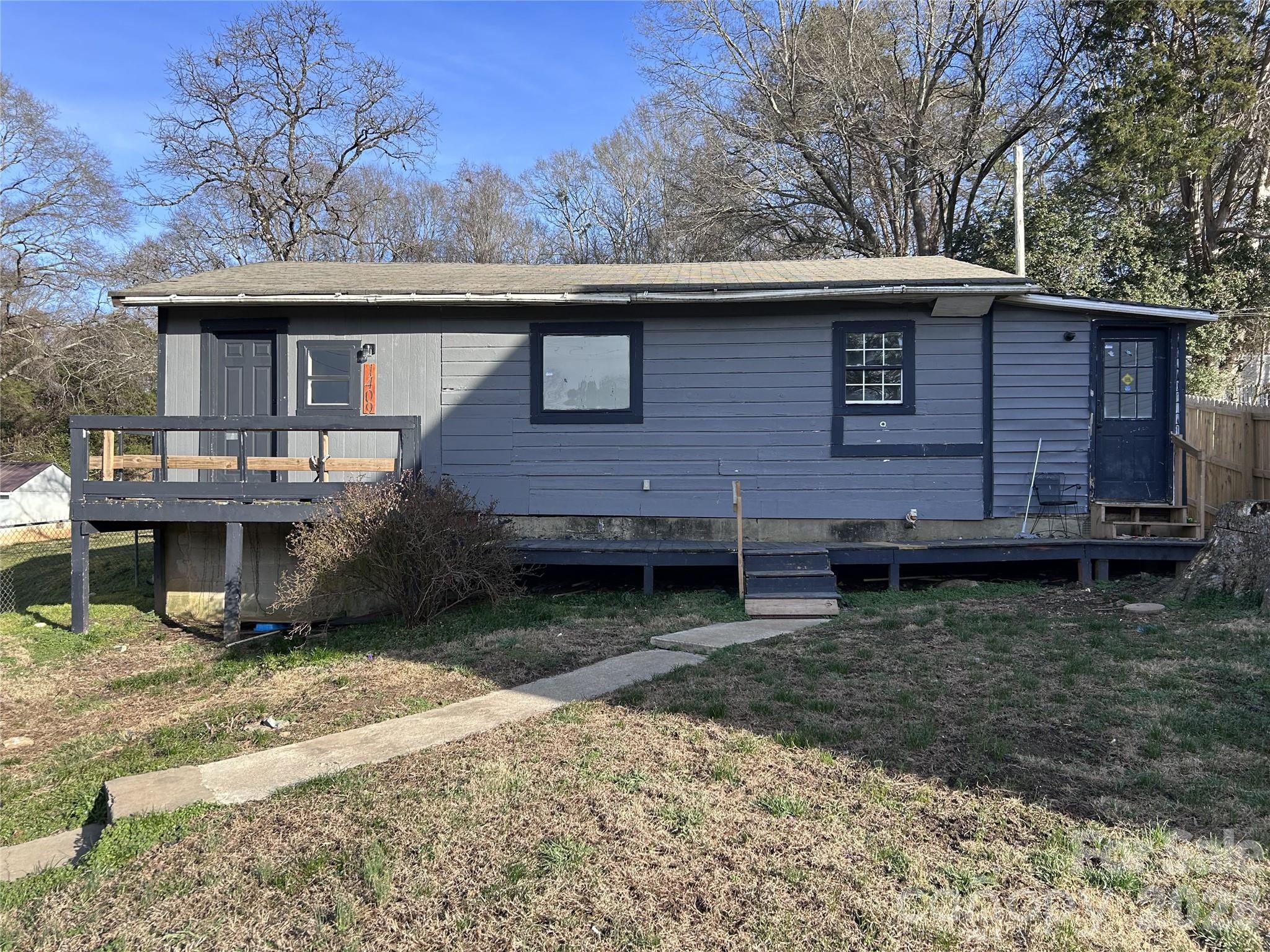 1409 Laboratory Road Lincolnton, NC 28092 - Photo 1 of 10