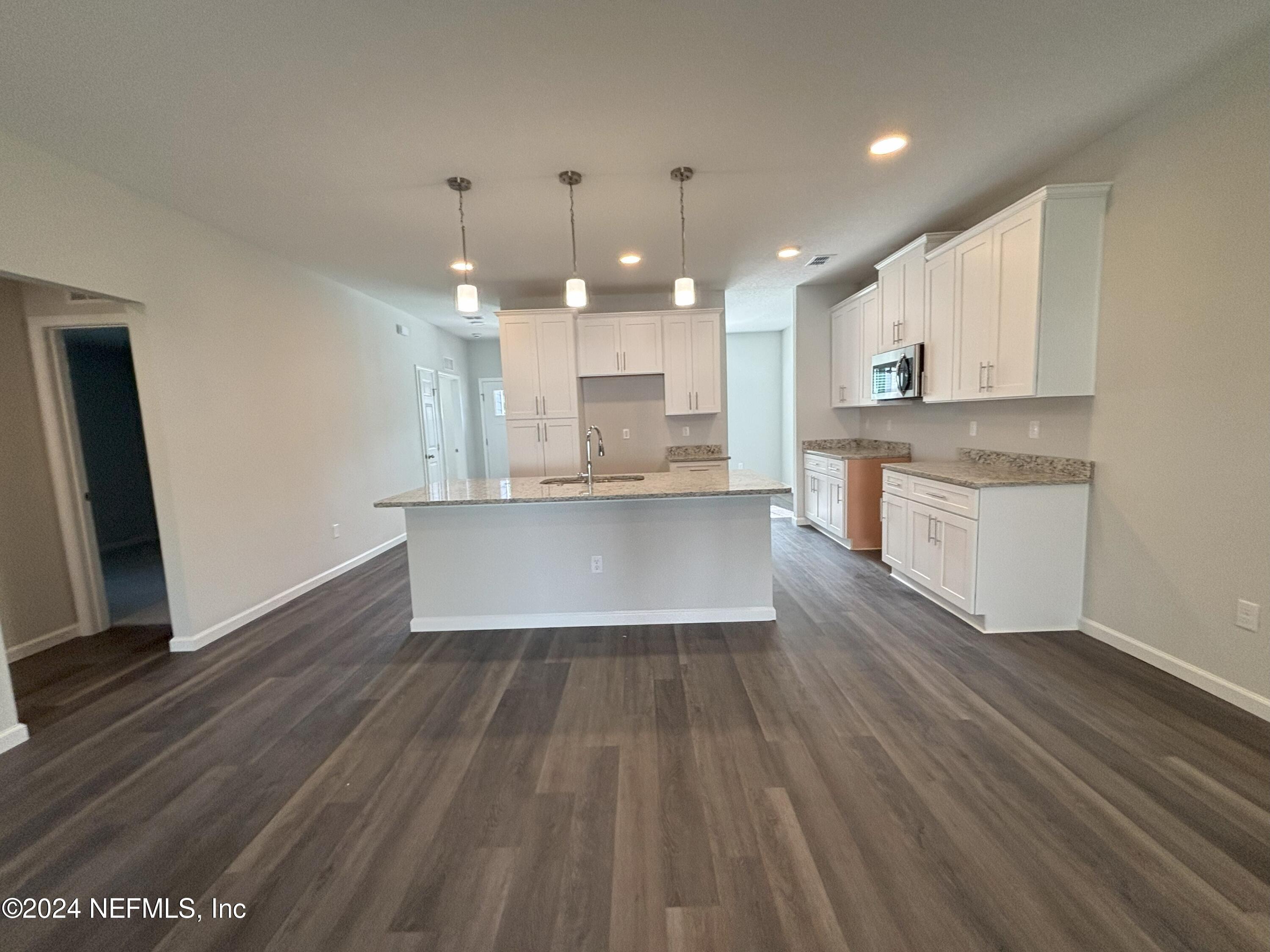 13604 Coman Road Jacksonville, FL 32218 - Photo 4 of 44 kitchen