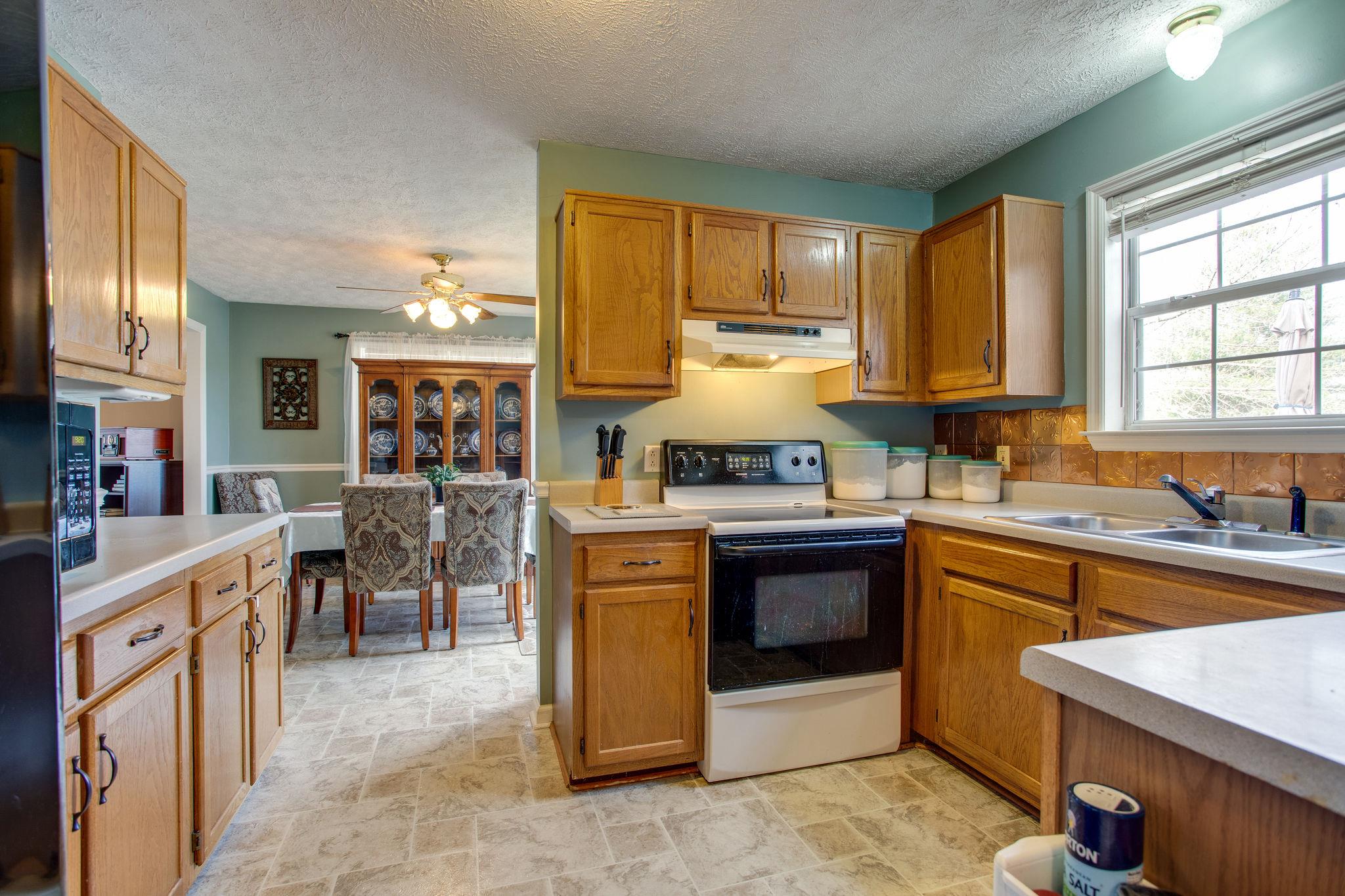 4880 Pyles Road Chapel Hill, TN 37034 - Photo 14 of 30 Gallery Image 14