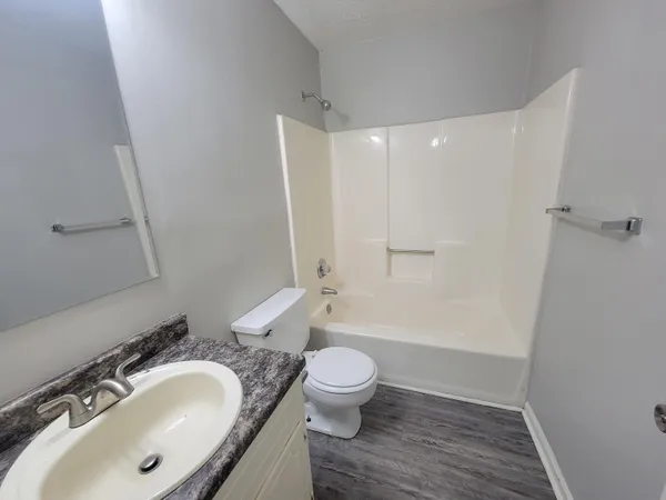 $850 | 112 Chalet North Court, North Augusta, SC 29841