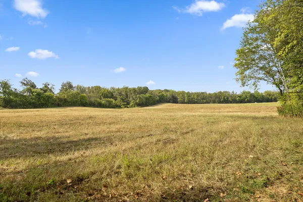 $335,000 | 8 Sturgeon Creek Road, Cedar Hill, TN 37032