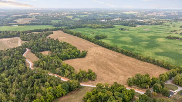 $335,000 | 8 Sturgeon Creek Road, Cedar Hill, TN 37032