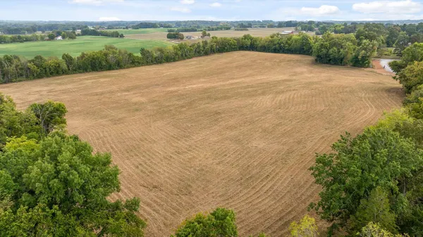 $335,000 | 8 Sturgeon Creek Road, Cedar Hill, TN 37032