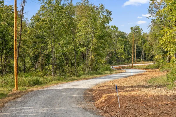 $335,000 | 8 Sturgeon Creek Road, Cedar Hill, TN 37032