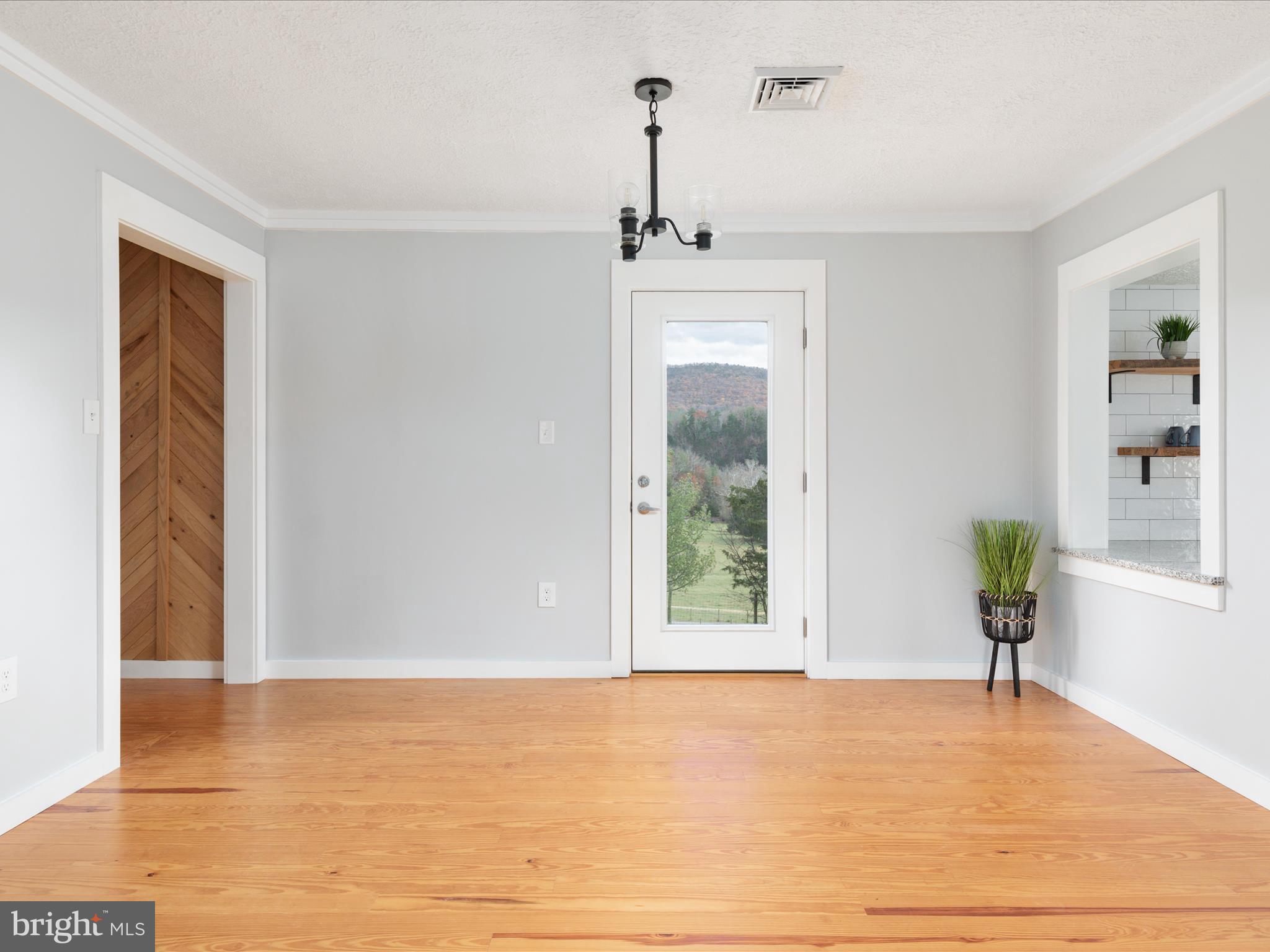 4834 Fort Valley Road Fort Valley, VA 22652 - Photo 12 of 45 Dining room - entrance to the backyard or basement