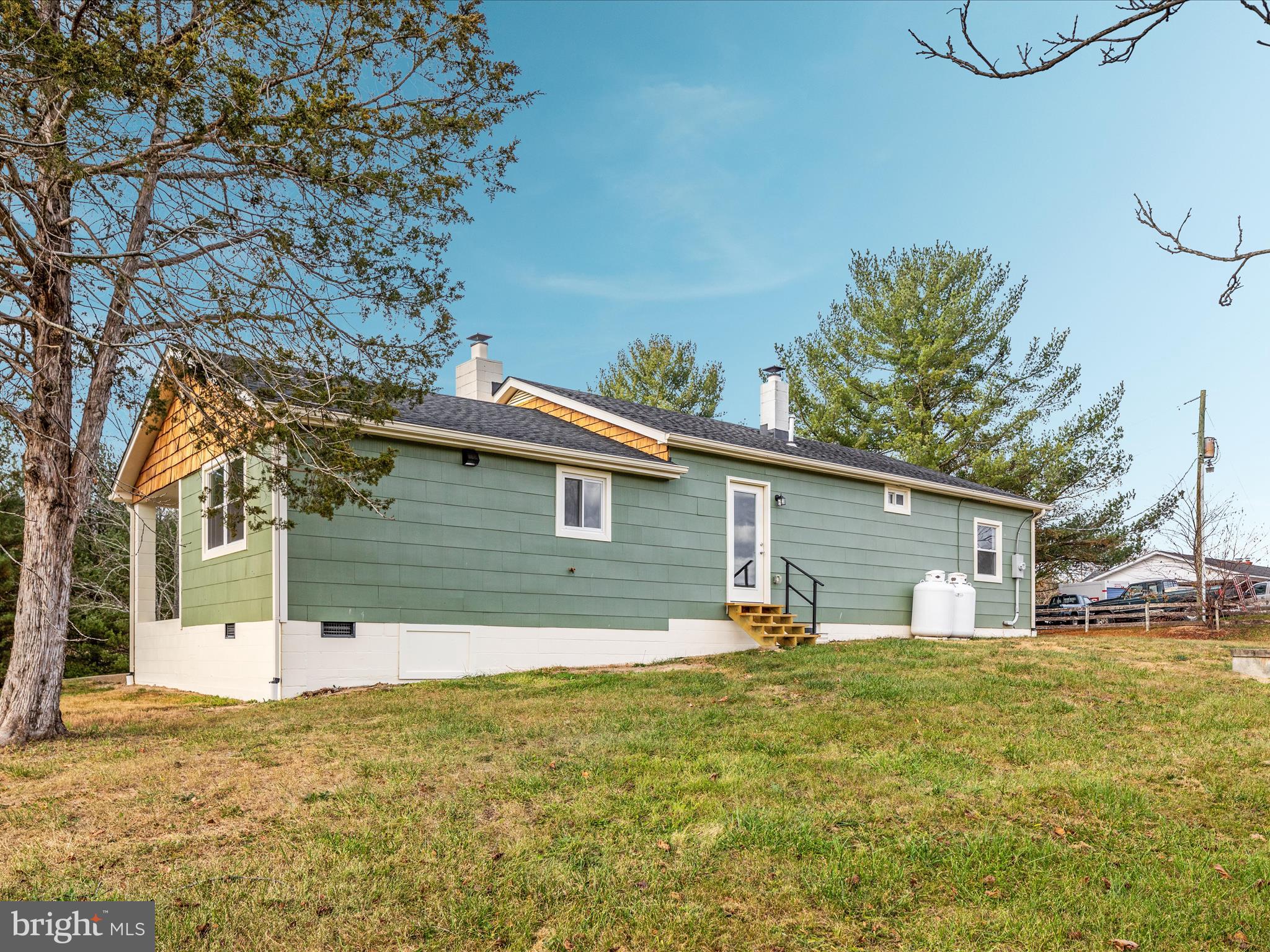 4834 Fort Valley Road Fort Valley, VA 22652 - Photo 34 of 45 Rear view of home