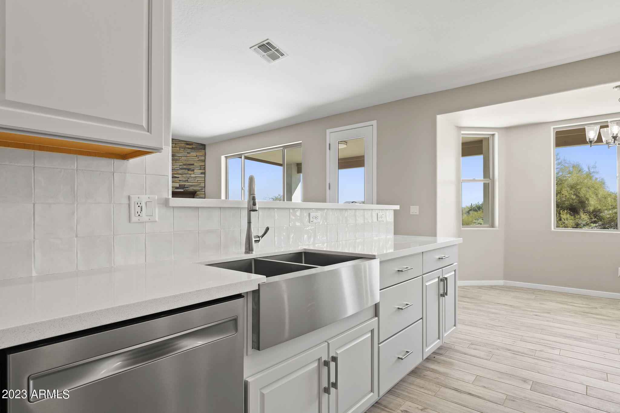 17437 East Cascalote Drive Rio Verde, AZ 85263 - Photo 9 of 29 12-web-or-mls-28455-n-oracle-ln