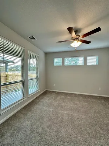 $2,050 | 124 MacArthur Drive, Leander, TX 78641