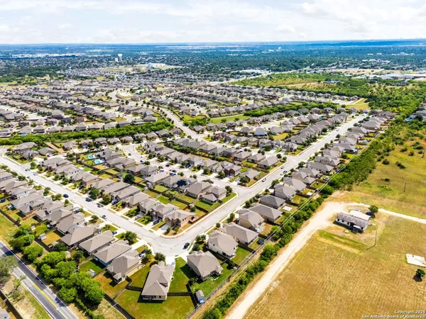 $379,900 | 444 Quarter Mare, Cibolo, TX 78108