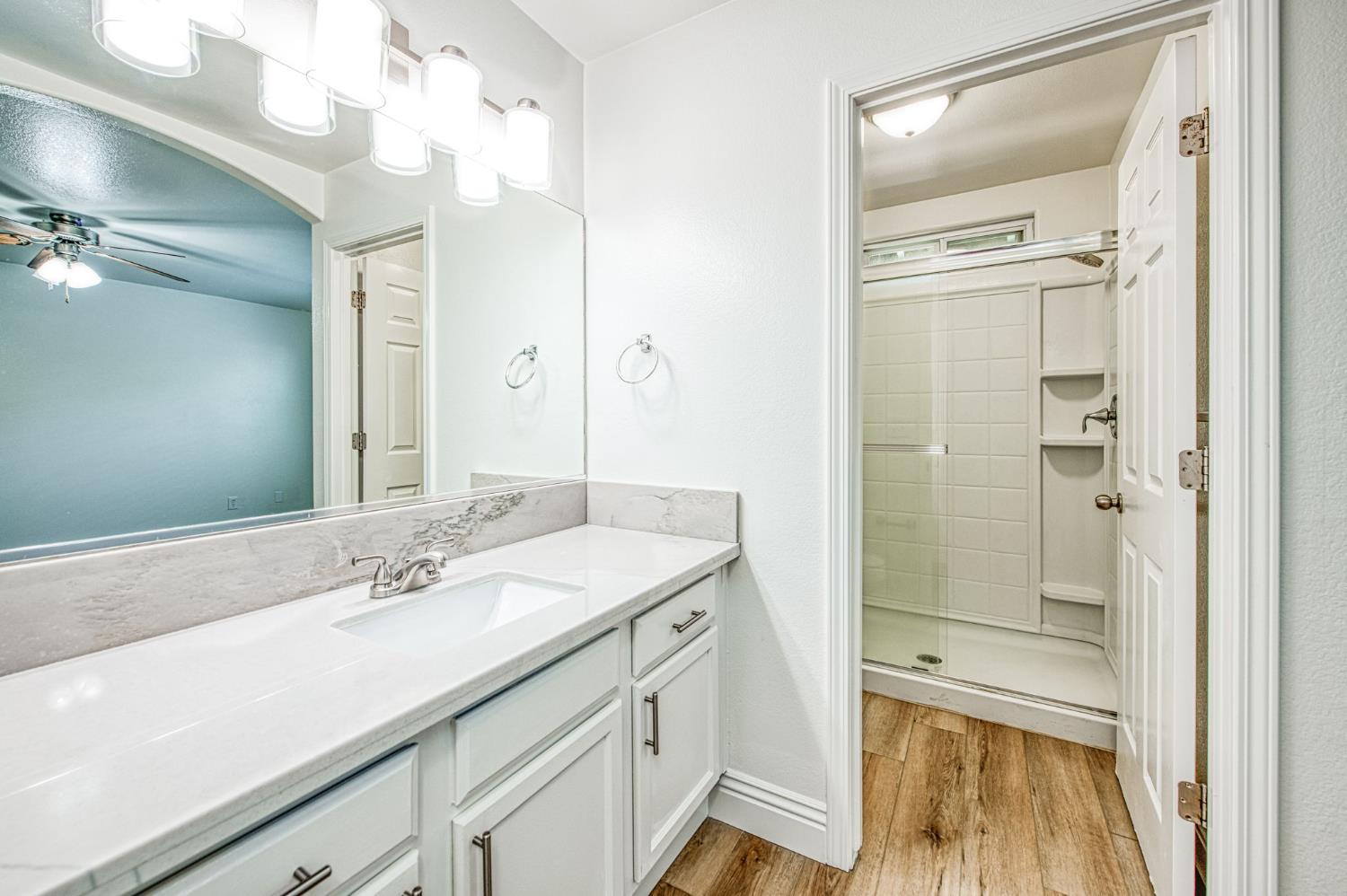 5176 West Michigan Avenue Fresno, CA 93722 - Photo 11 of 37