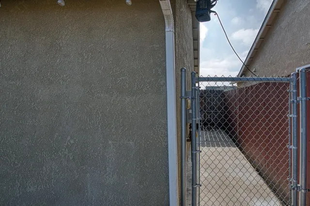 $419,900 | 5176 West Michigan Avenue, Fresno, CA 93722