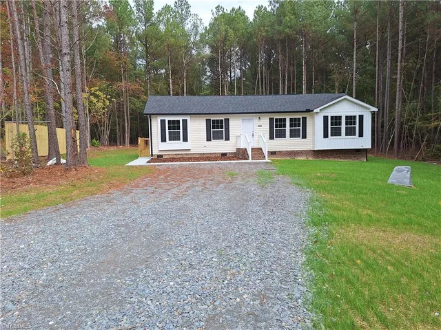 $289,900 | 6201 Whites Chapel Road, Staley, NC 27355