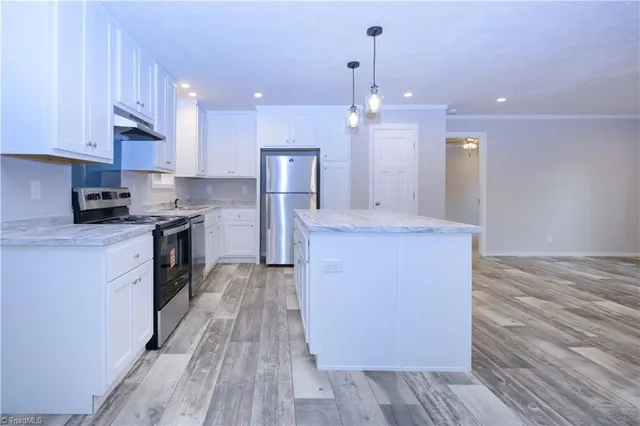 $289,900 | 6201 Whites Chapel Road, Staley, NC 27355