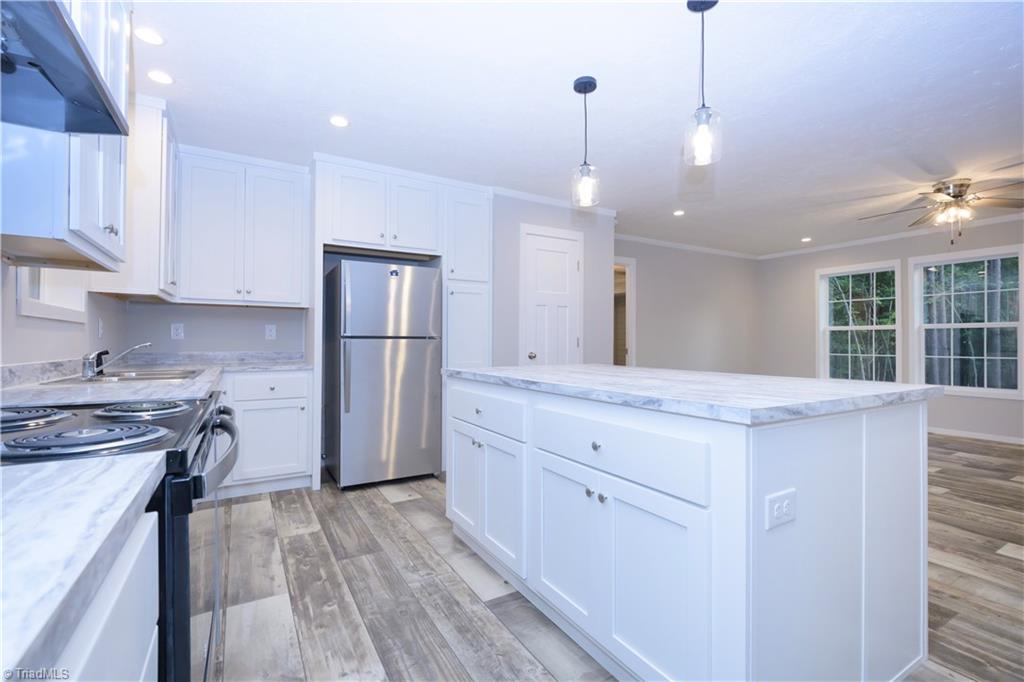 6201 Whites Chapel Road Staley, NC 27355 - Photo 14 of 28 Kitchen