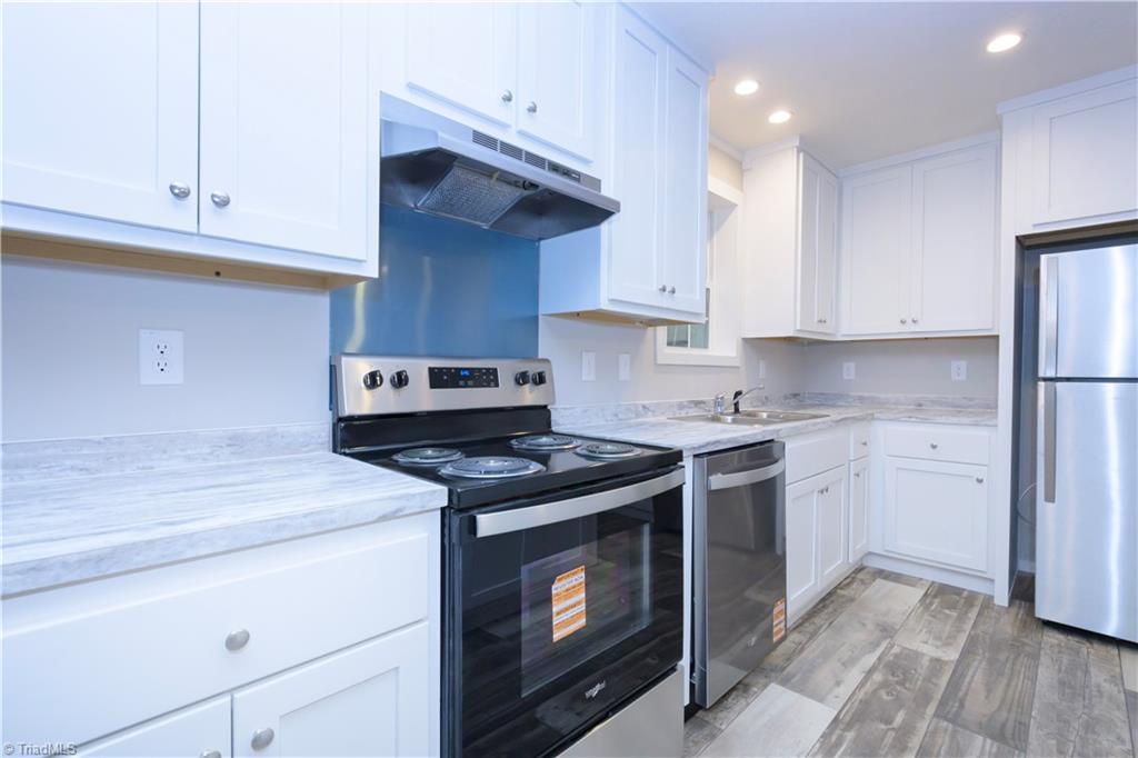 6201 Whites Chapel Road Staley, NC 27355 - Photo 15 of 28 Kitchen