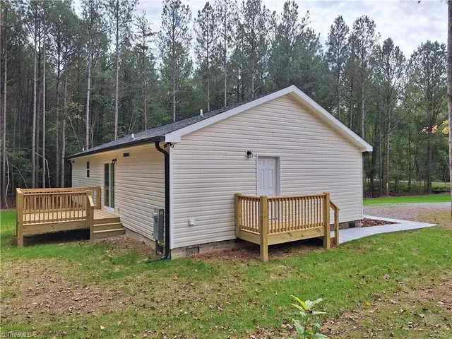 $289,900 | 6201 Whites Chapel Road, Staley, NC 27355