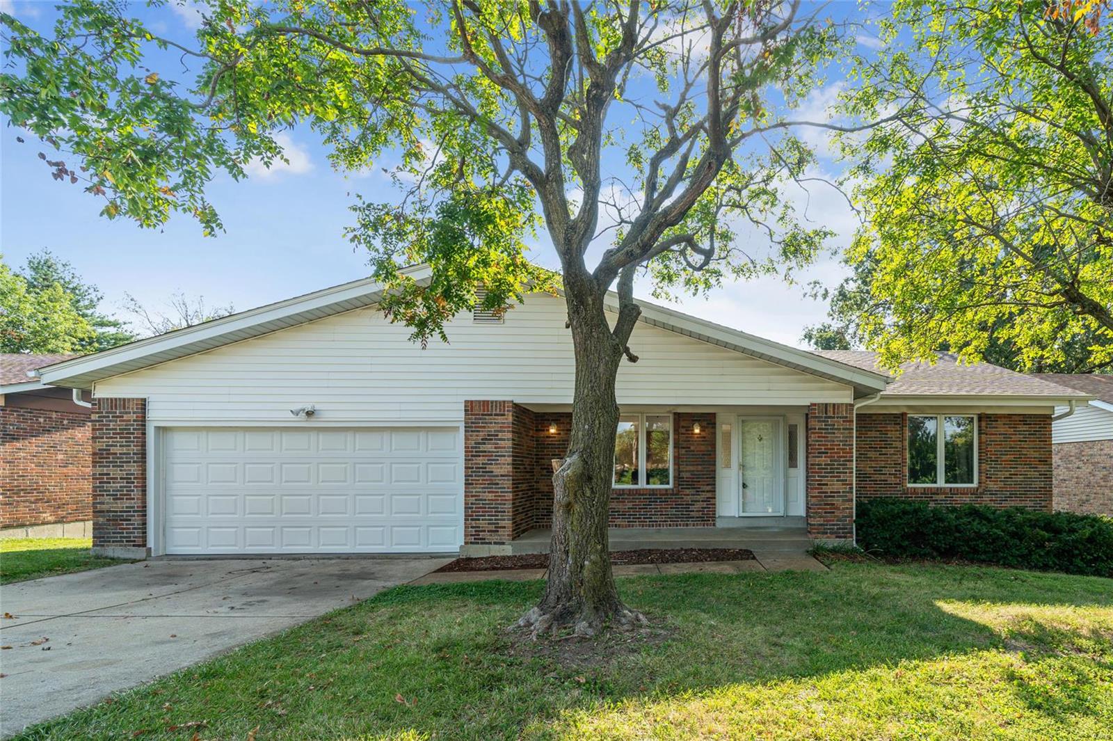 507 Buckley Road St. Louis, MO 63125 - Photo 1 of 22 Gallery Image 1