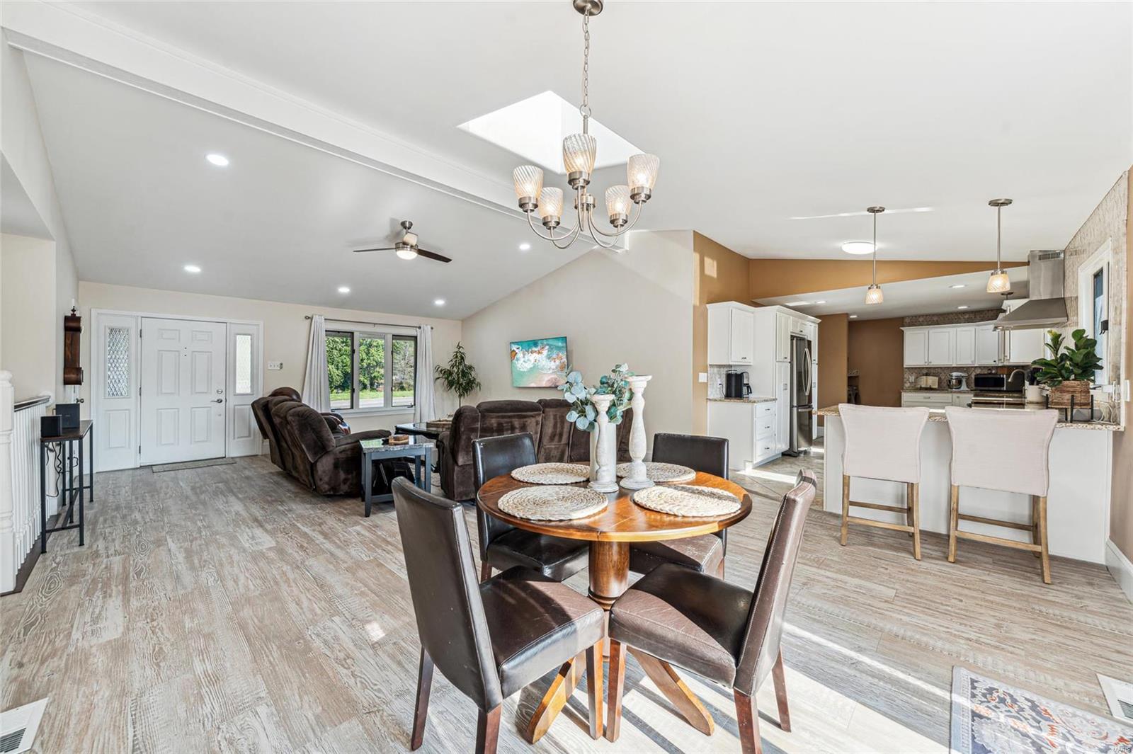 507 Buckley Road St. Louis, MO 63125 - Photo 11 of 22 Gallery Image 11
