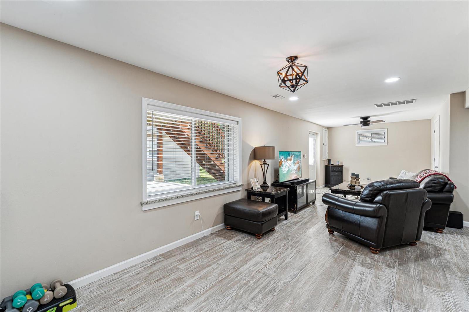 507 Buckley Road St. Louis, MO 63125 - Photo 19 of 22 Gallery Image 19