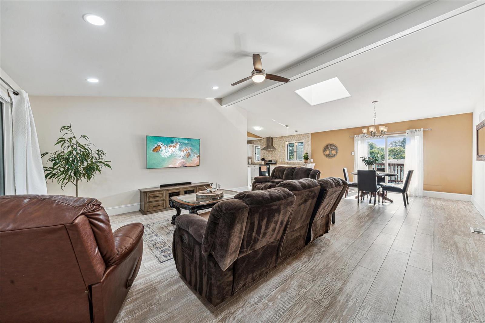 507 Buckley Road St. Louis, MO 63125 - Photo 21 of 22 Gallery Image 21