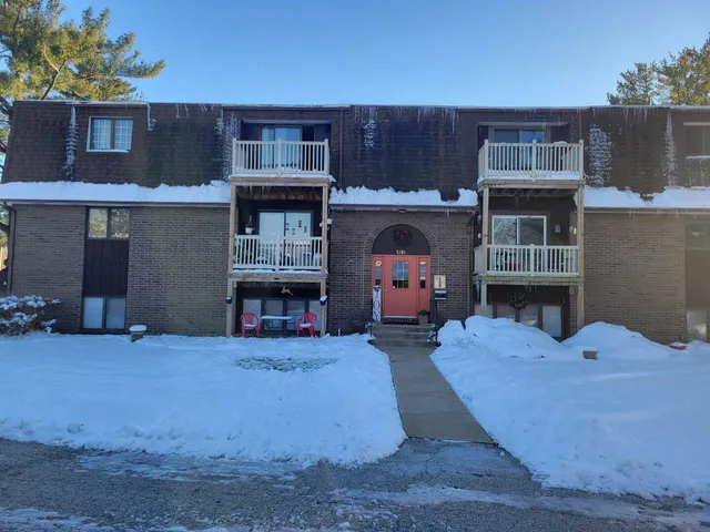 $94,900 | 1249 48th Avenue, Unit 19, East Moline, IL 61244