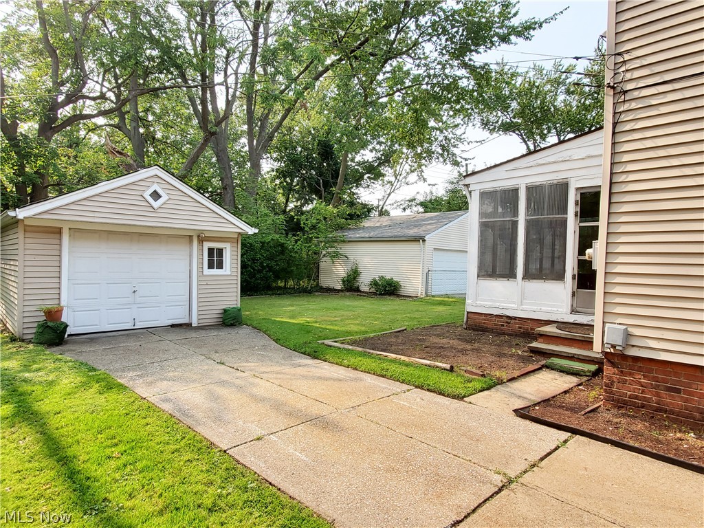 1128 Clifford Road Cleveland Heights, OH 44121 - Photo 11 of 11
