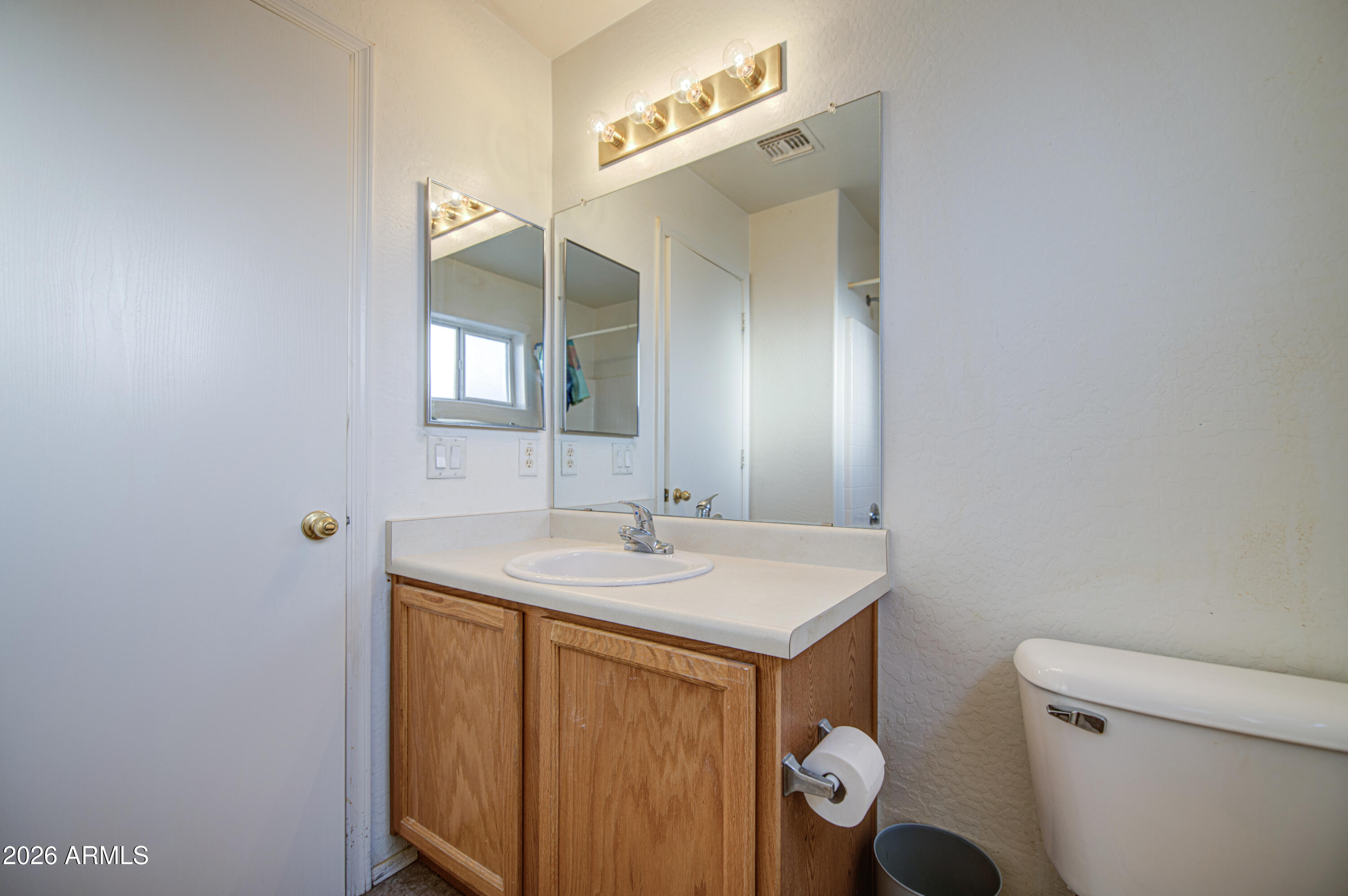 34802 West Elliot Road Arlington, AZ 85322 - Photo 26 of 60 Bathroom 2-pic 4
