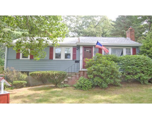 31 Van Norden Road Reading, MA 01867 - Photo 1 of 12 Gallery Image 1