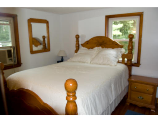 31 Van Norden Road Reading, MA 01867 - Photo 6 of 12 Gallery Image 6