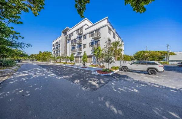 $1,700 | Old Pompano, Pompano Beach, FL 33060