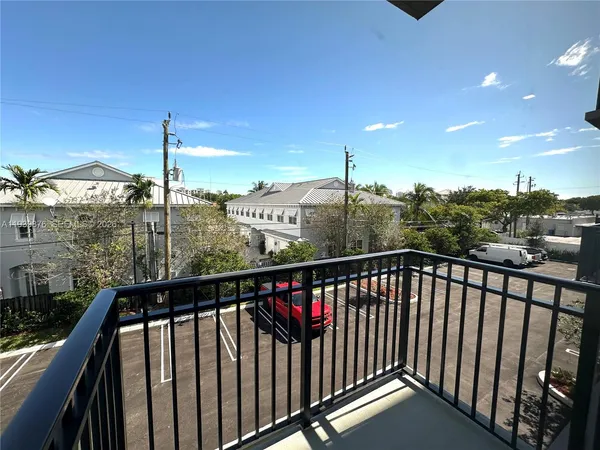 $1,700 | Old Pompano, Pompano Beach, FL 33060