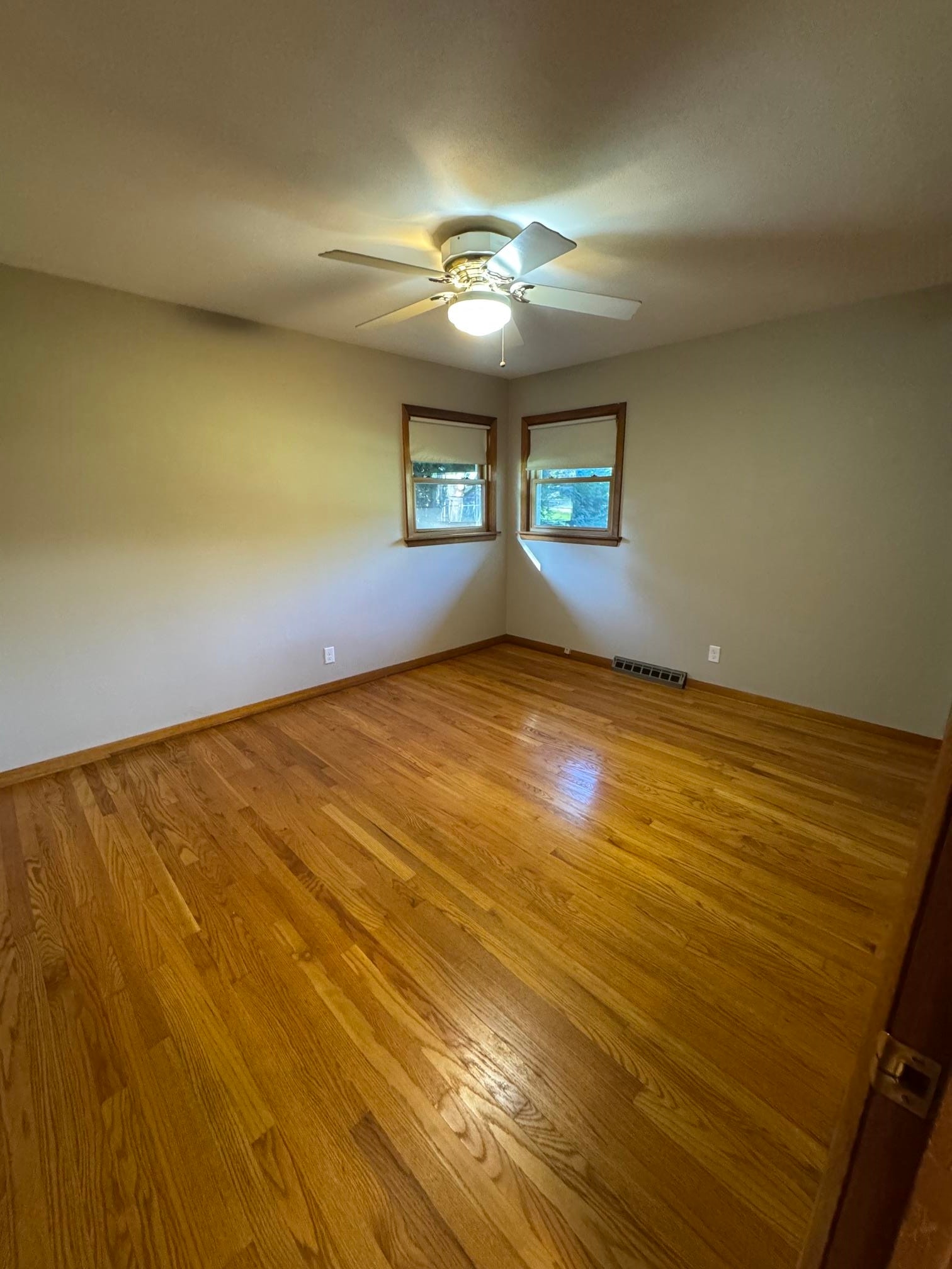 3040 Dallas Road Rockford, IL 61109 - Photo 10 of 12 Gallery Image 10