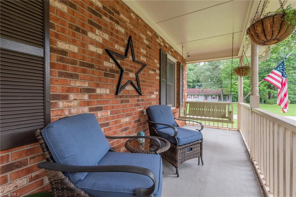 4800 Ina Lane Walkertown, NC 27051 - Photo 5 of 49