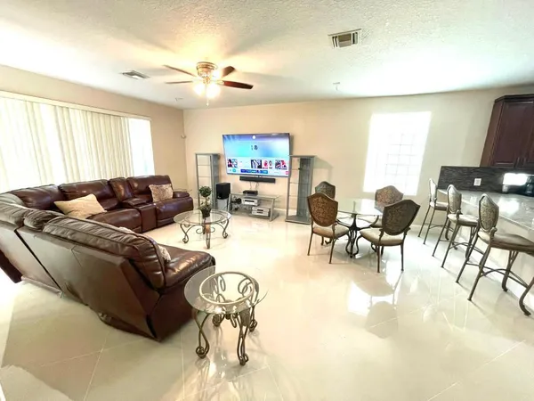 $5,550 | 10454 Galleria Street, Wellington, FL 33414