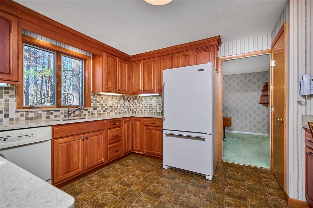 226 Birnam Road Northfield, MA 01360 - Photo 6 of 30