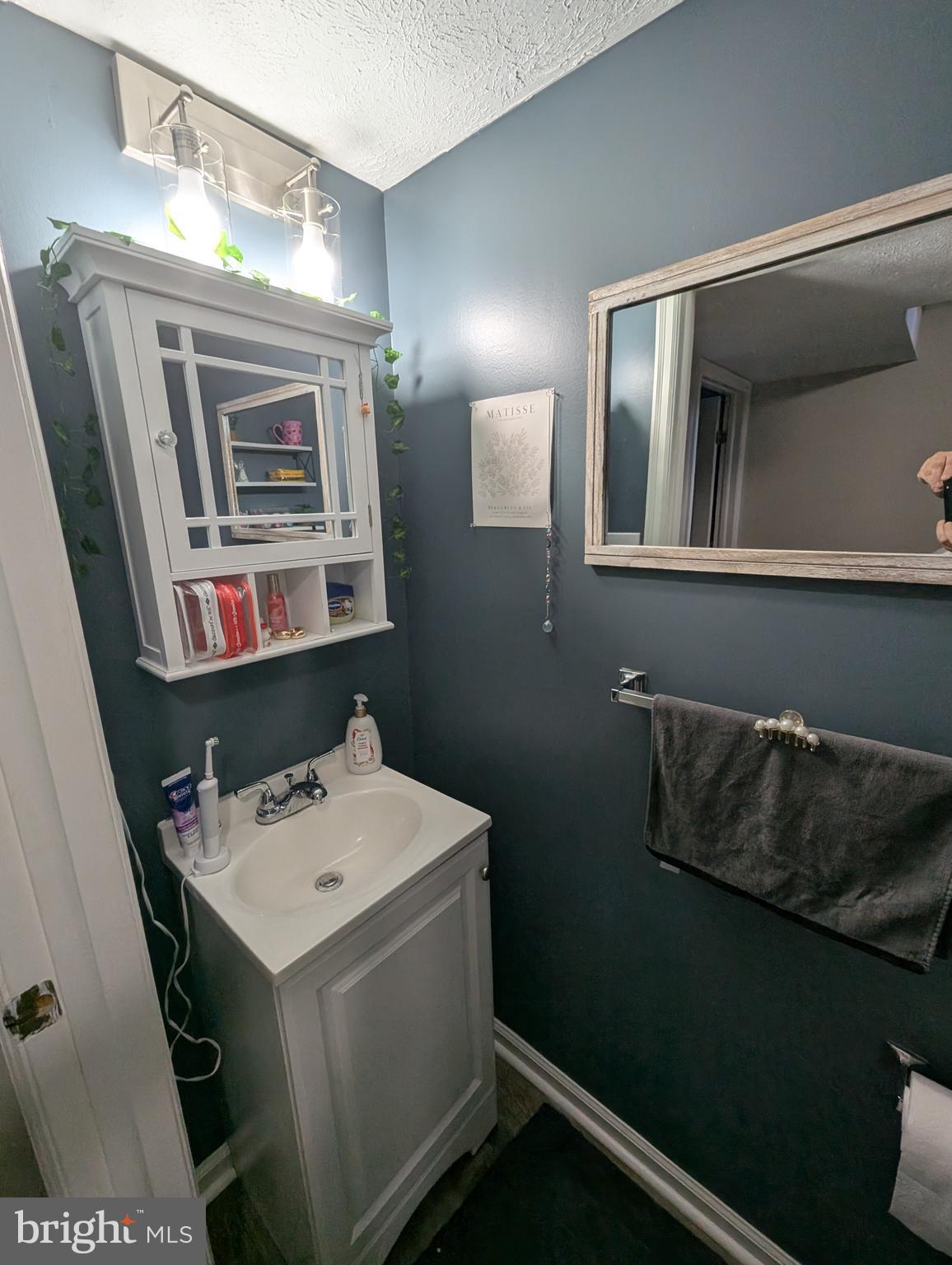 3639 Handel Court, Unit 75 Pasadena, MD 21122 - Photo 13 of 24 a utility room with dryer and washer