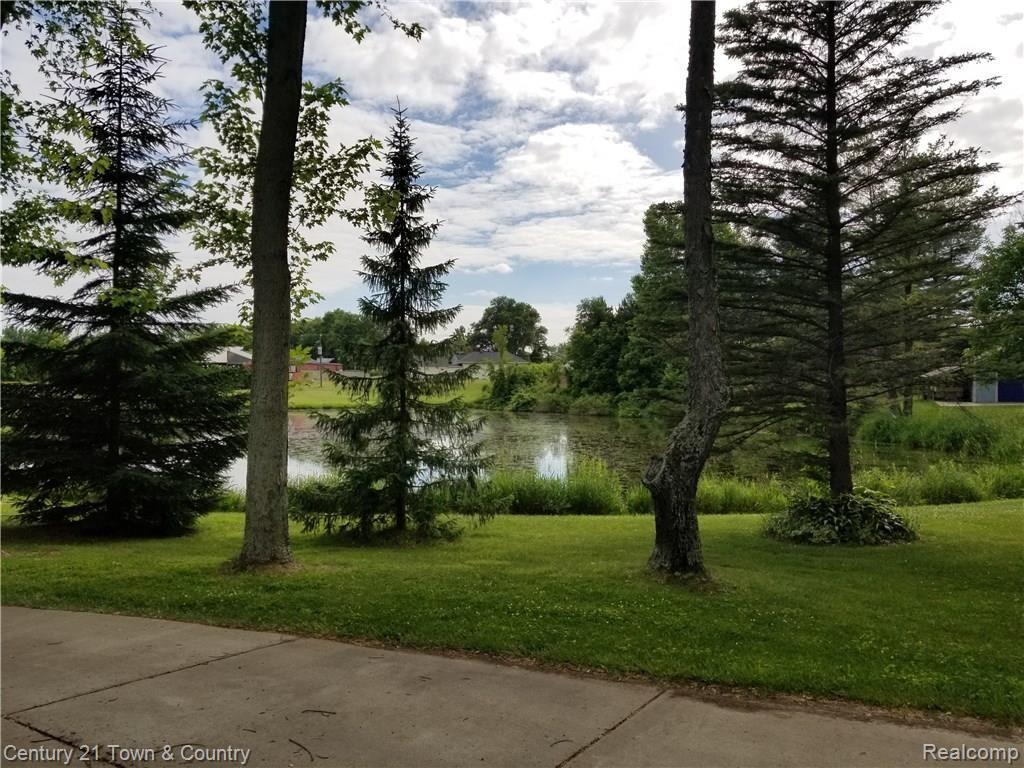 150 Harbor Point Road Ortonville, MI 48462 - Photo 4 of 32 hp10.jpg