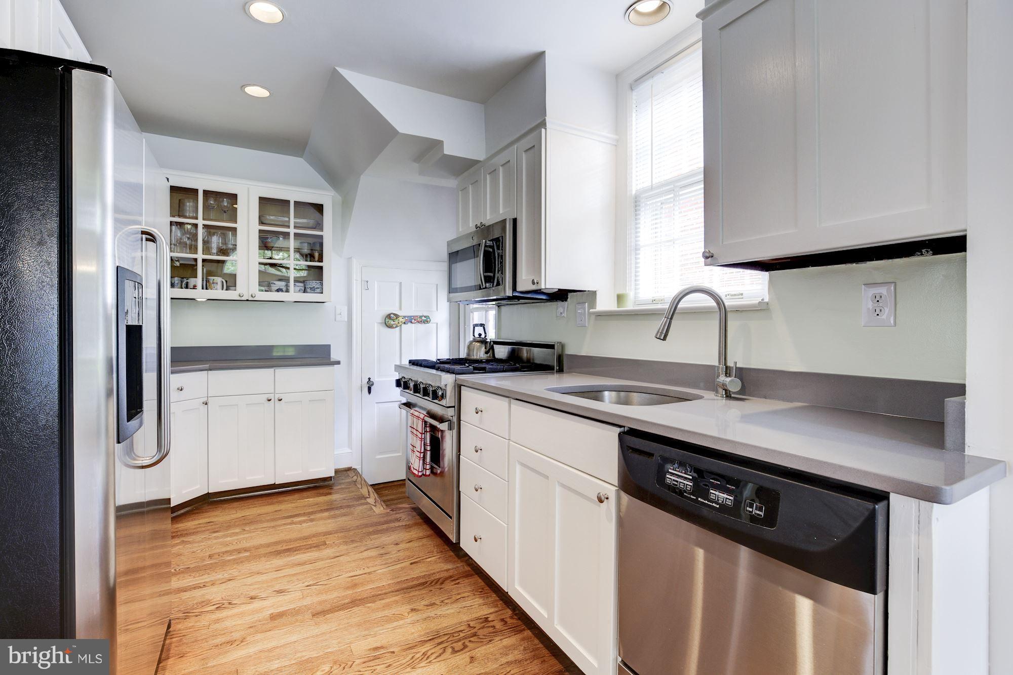 2818 Rittenhouse Street Northwest Washington, DC 20015 - Photo 17 of 30 Kitchen