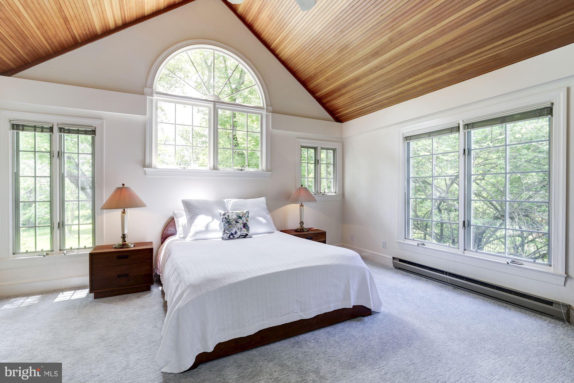 2818 Rittenhouse Street Northwest Washington, DC 20015 - Photo 20 of 30 Bedroom (Master)