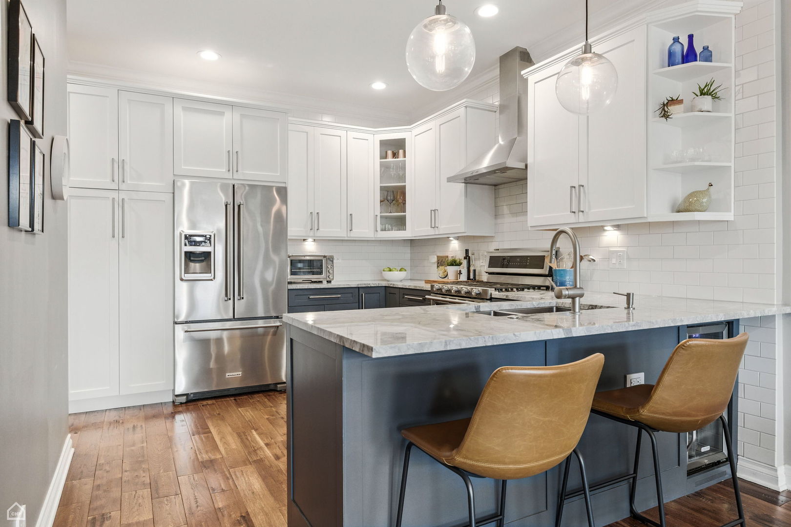 1031 West Monroe Street, Unit 4 Chicago, IL 60607 - Photo 11 of 22 Gallery Image 11