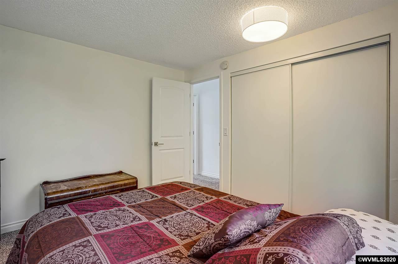 3784 Auburn Road Northeast Salem, OR 97301 - Photo 28 of 32 Gallery Image 28