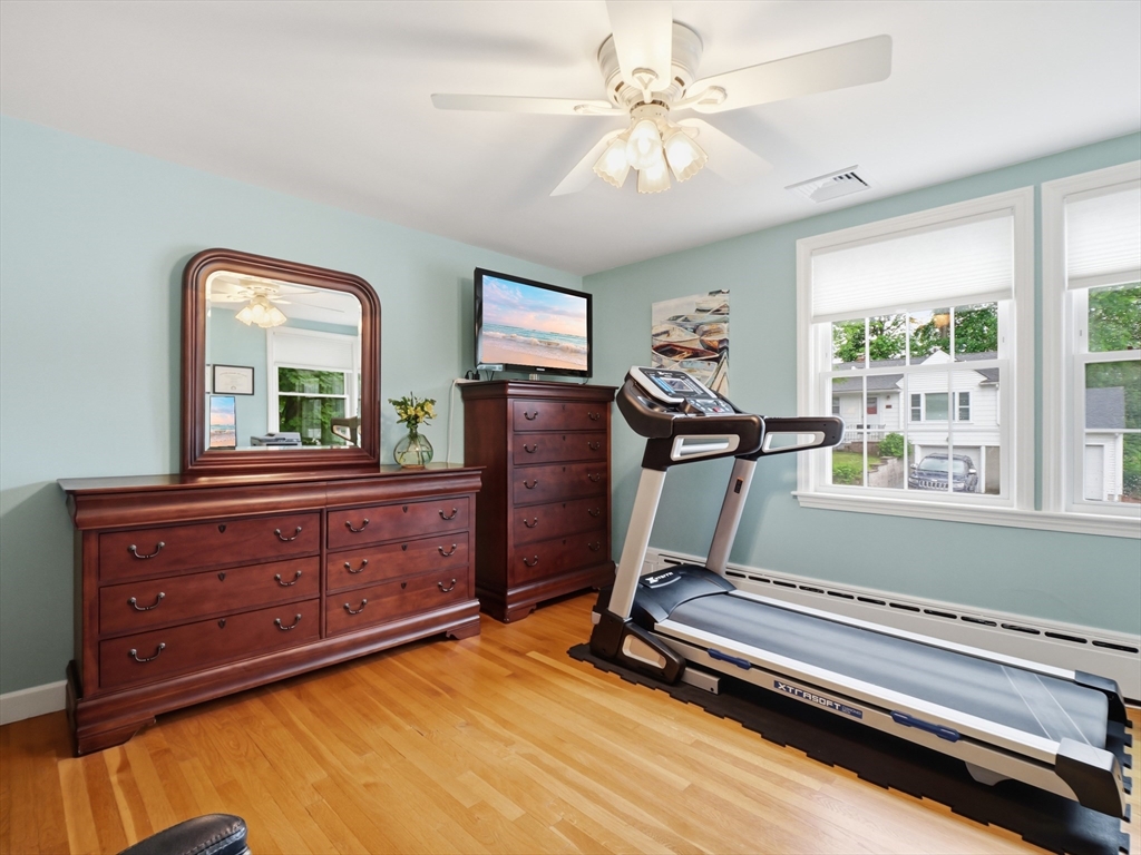 19 Florence Road Methuen, MA 01844 - Photo 22 of 40
