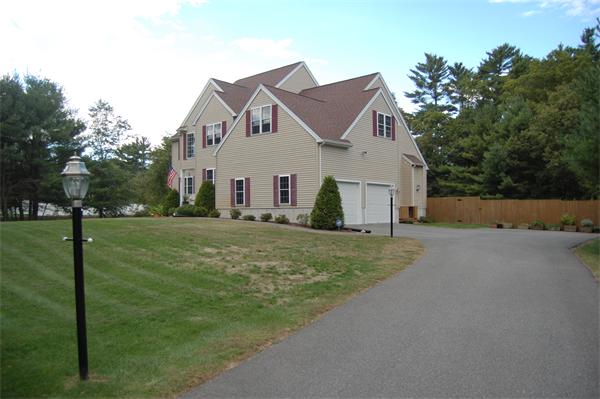 6 Fonseca Way Wareham, MA 02576 - Photo 2 of 29