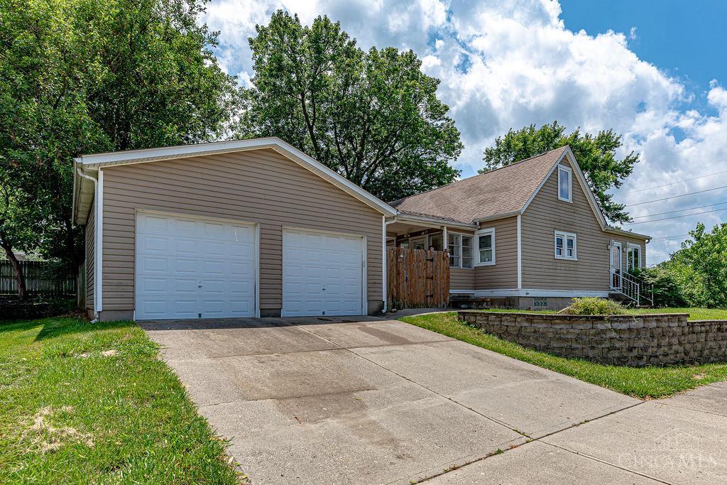 5070 Winton Road Fairfield, OH 45014 - Photo 2 of 33