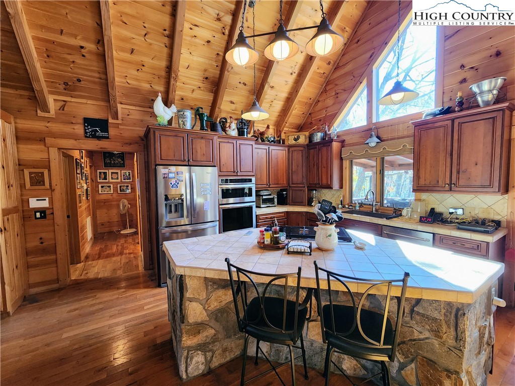 395 Rough Ridge Road Sugar Mountain, NC 28604 - Photo 13 of 42 Gallery Image 13