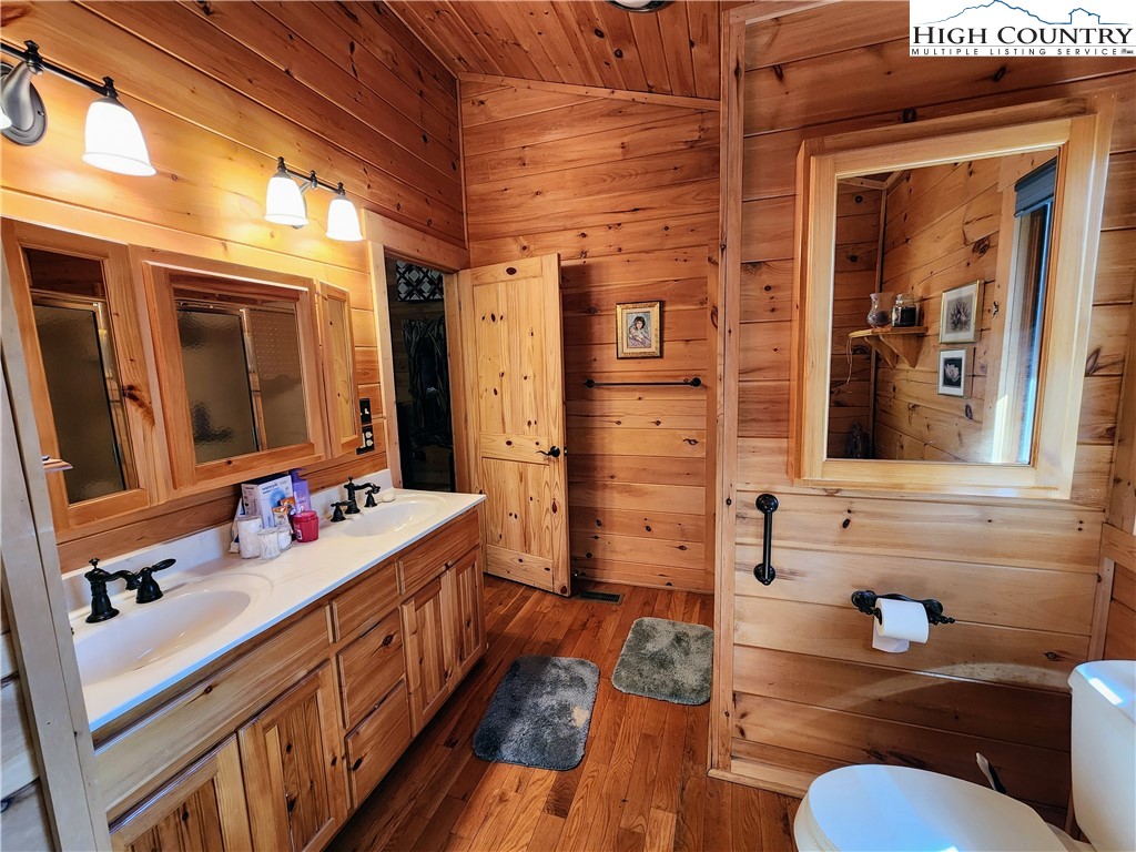 395 Rough Ridge Road Sugar Mountain, NC 28604 - Photo 21 of 42 Gallery Image 21
