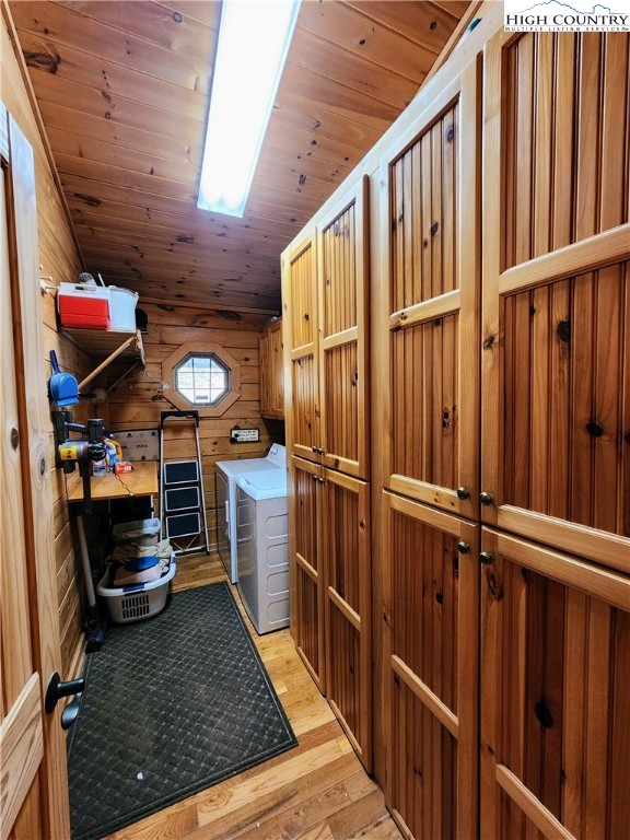 395 Rough Ridge Road Sugar Mountain, NC 28604 - Photo 23 of 42 Gallery Image 23