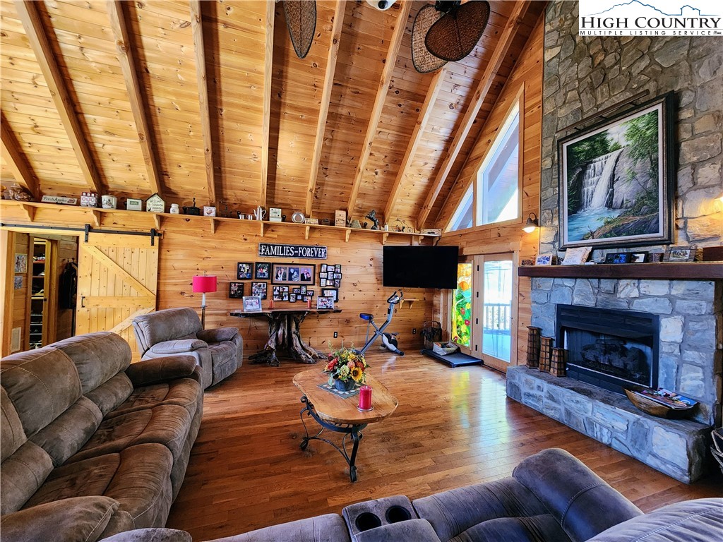395 Rough Ridge Road Sugar Mountain, NC 28604 - Photo 36 of 42 Gallery Image 36