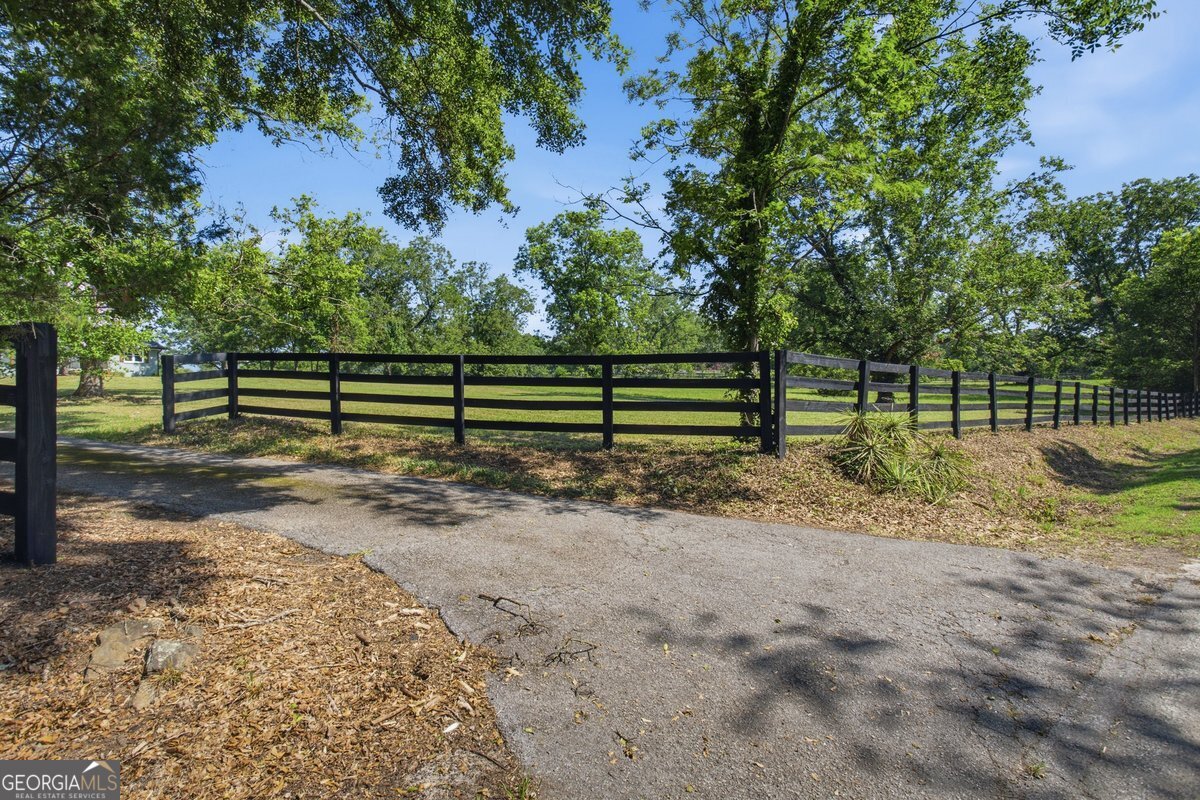 310 Gaithers Road Mansfield, GA 30055 - Photo 3 of 62