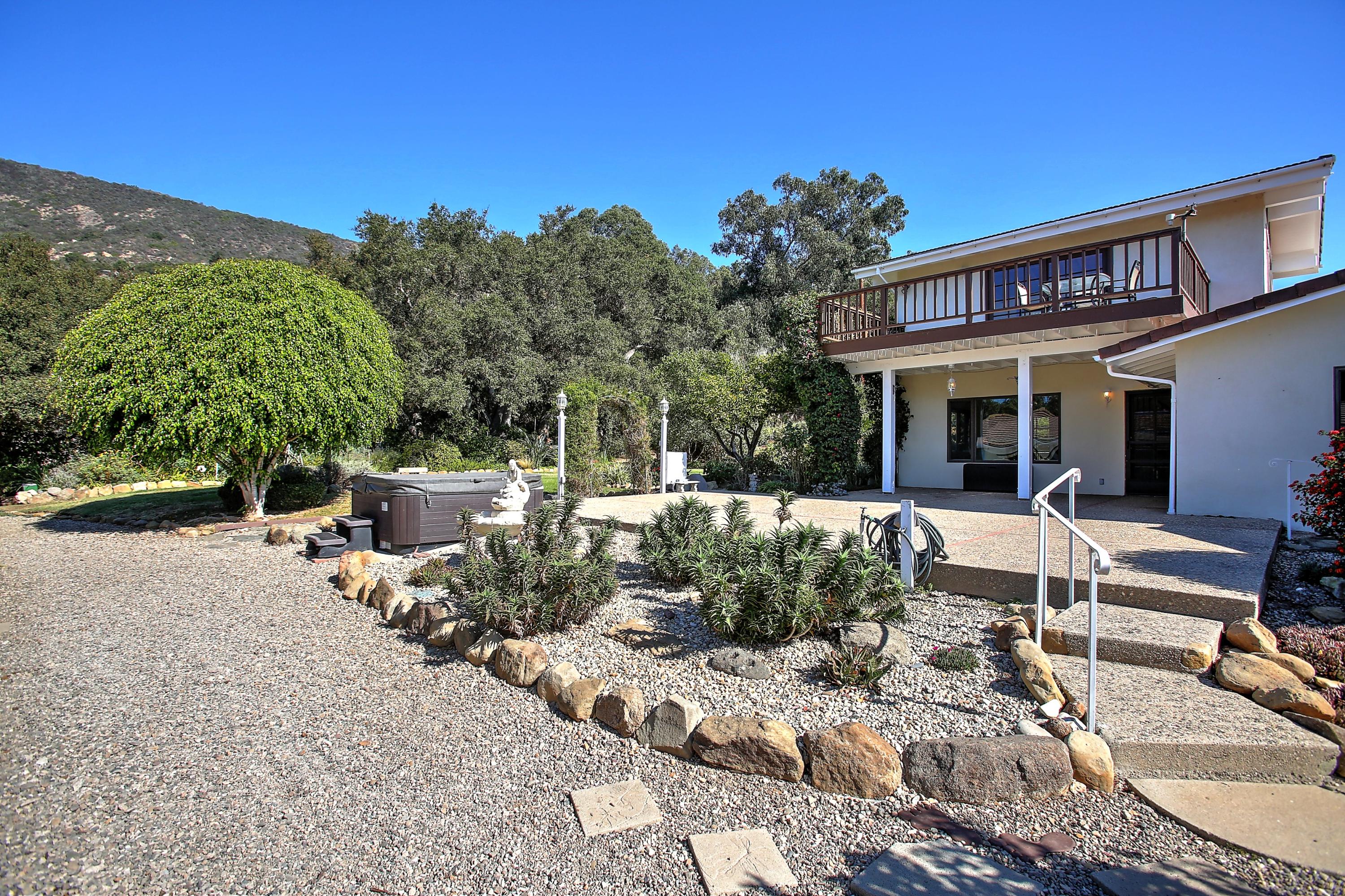 1731 La Mirada Drive Carpinteria, CA 93013 - Photo 12 of 50 029